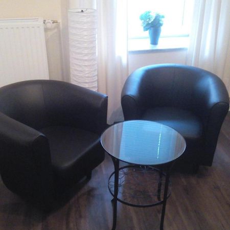 DARZ GästeZimmer Hamburg-Harburg Rum bild