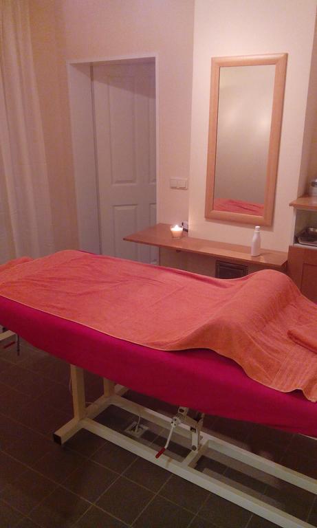 DARZ GästeZimmer Hamburg-Harburg Exteriör bild