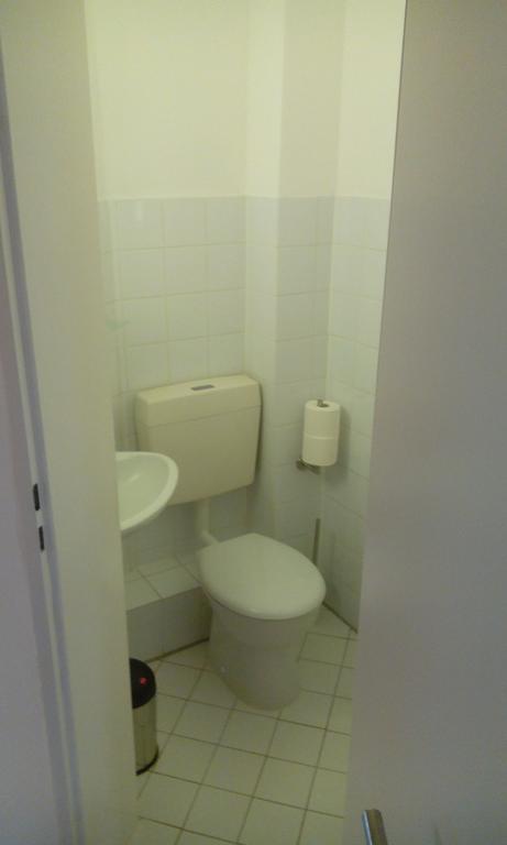 DARZ GästeZimmer Hamburg-Harburg Exteriör bild